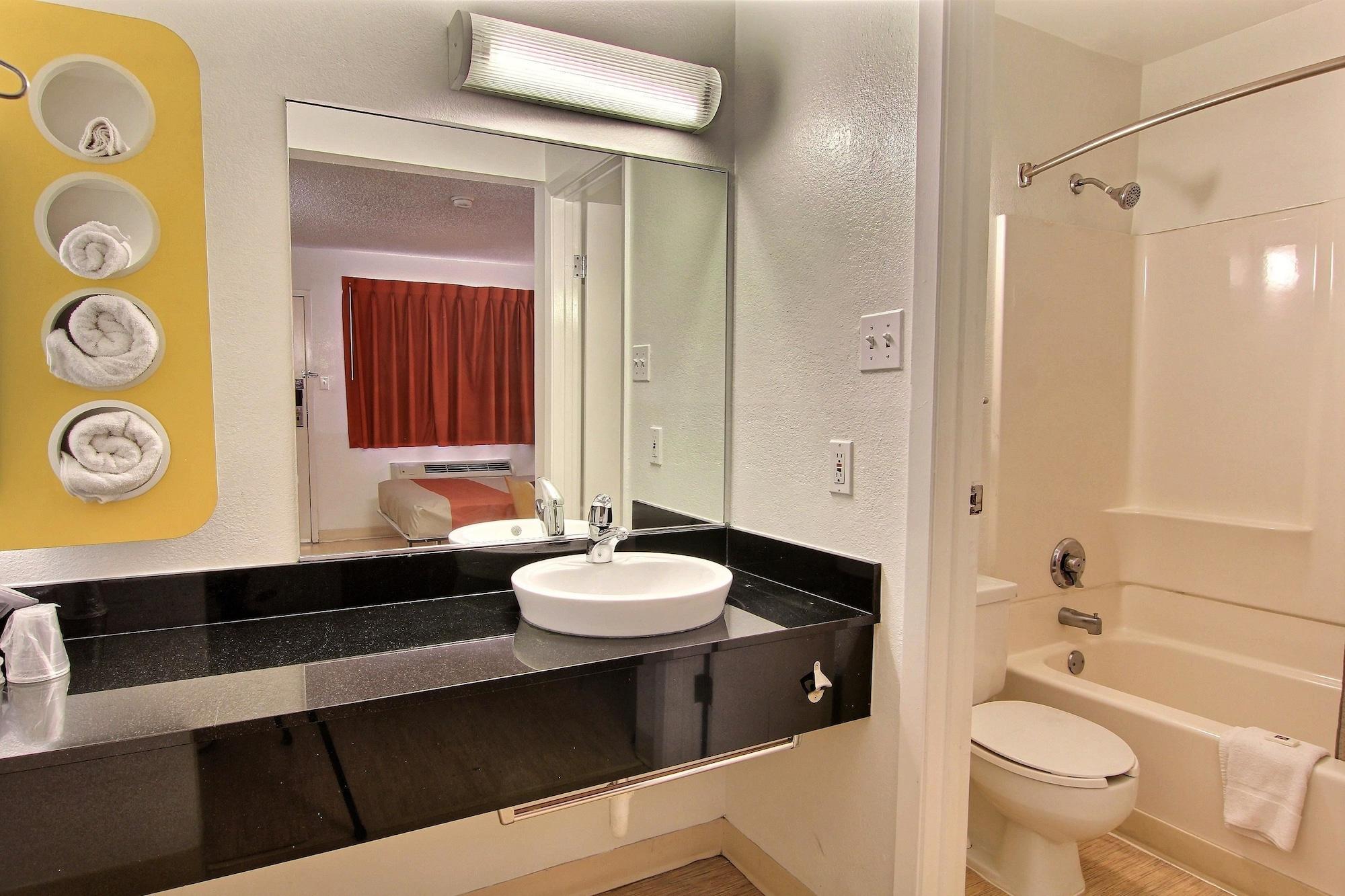 Motel 6-Austin, Tx Luaran gambar