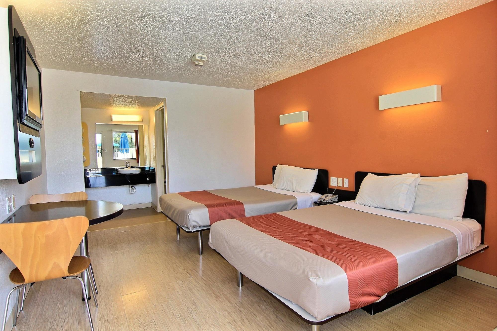 Motel 6-Austin, Tx Luaran gambar