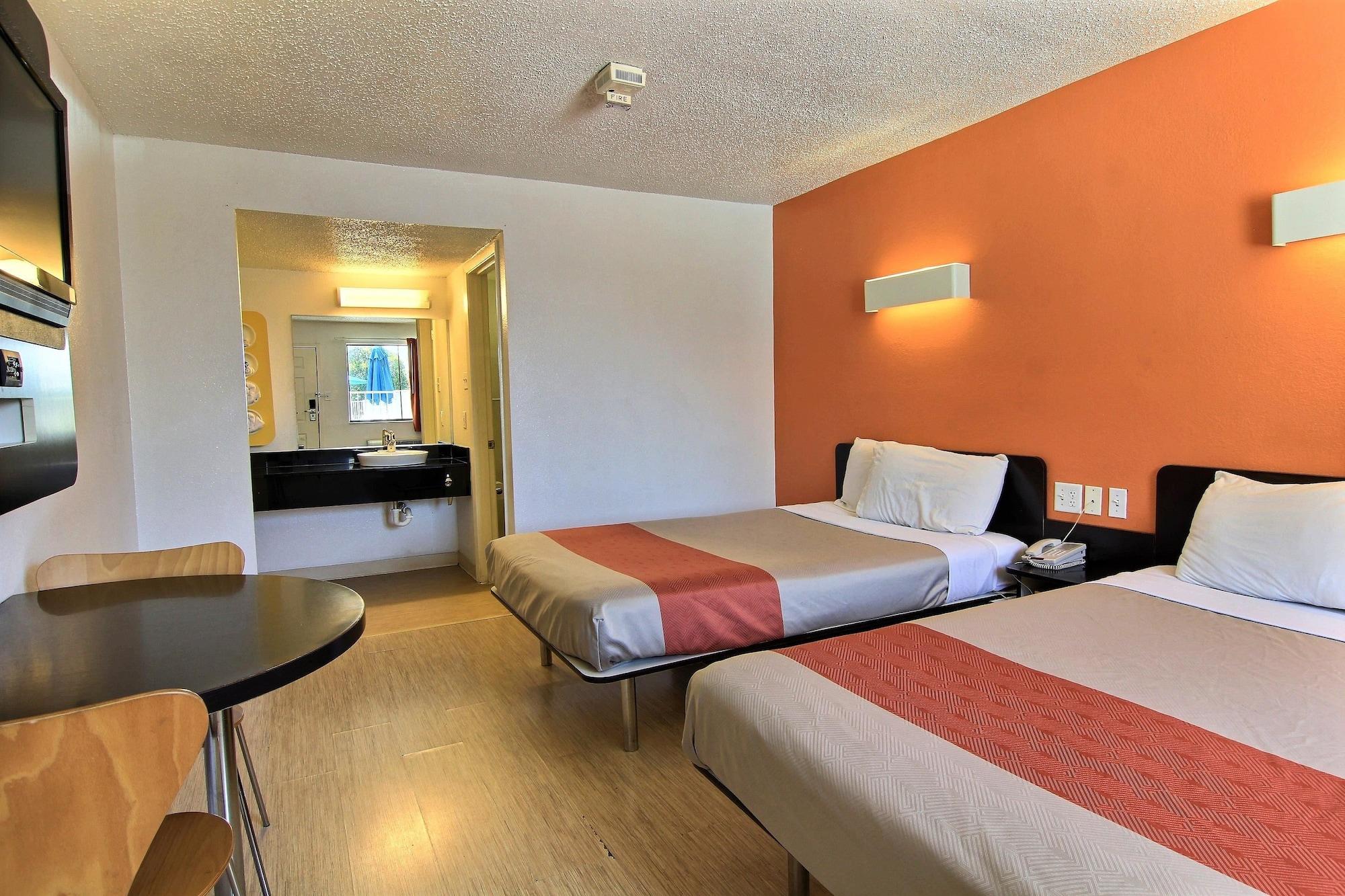 Motel 6-Austin, Tx Luaran gambar