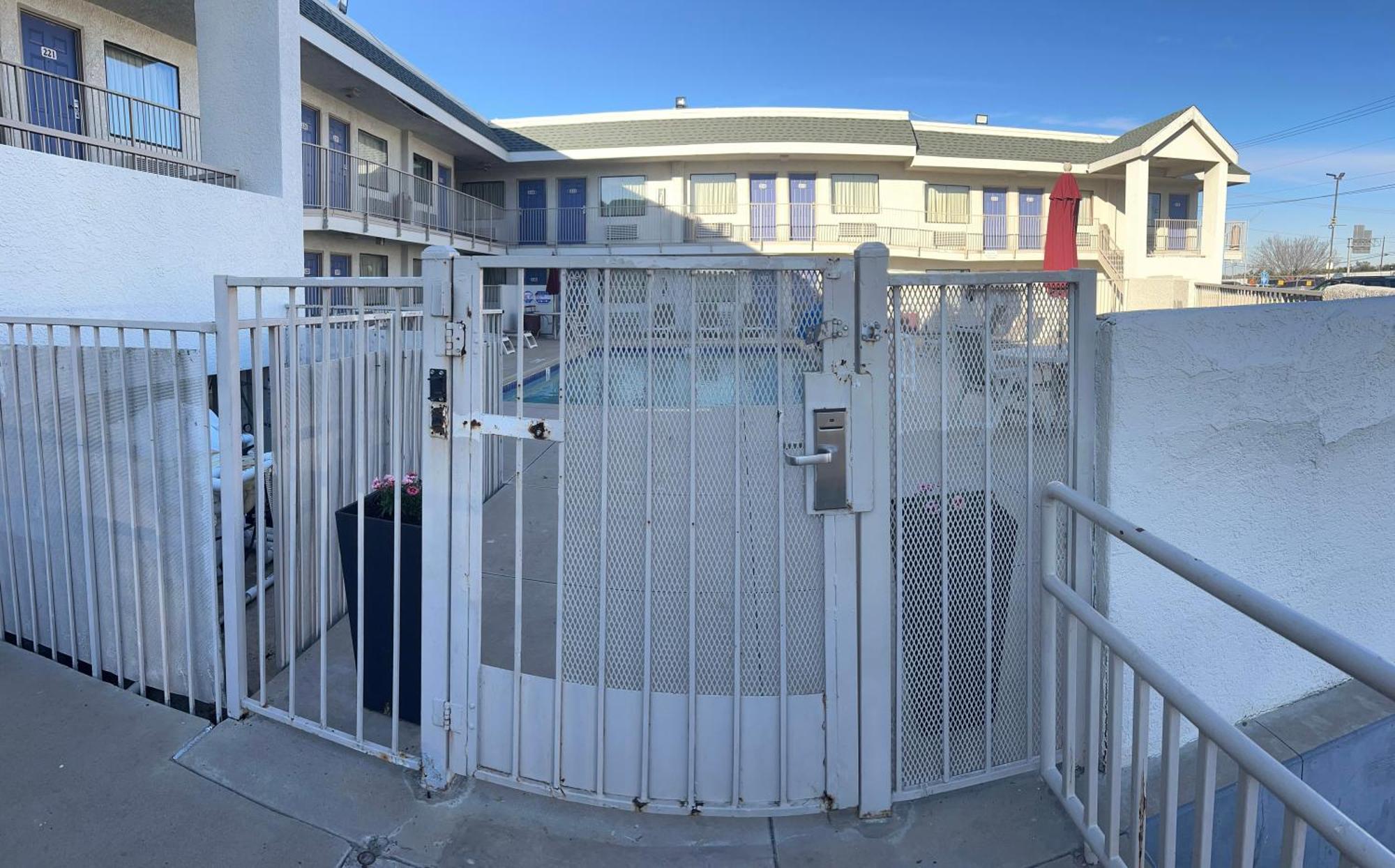 Motel 6-Austin, Tx Luaran gambar