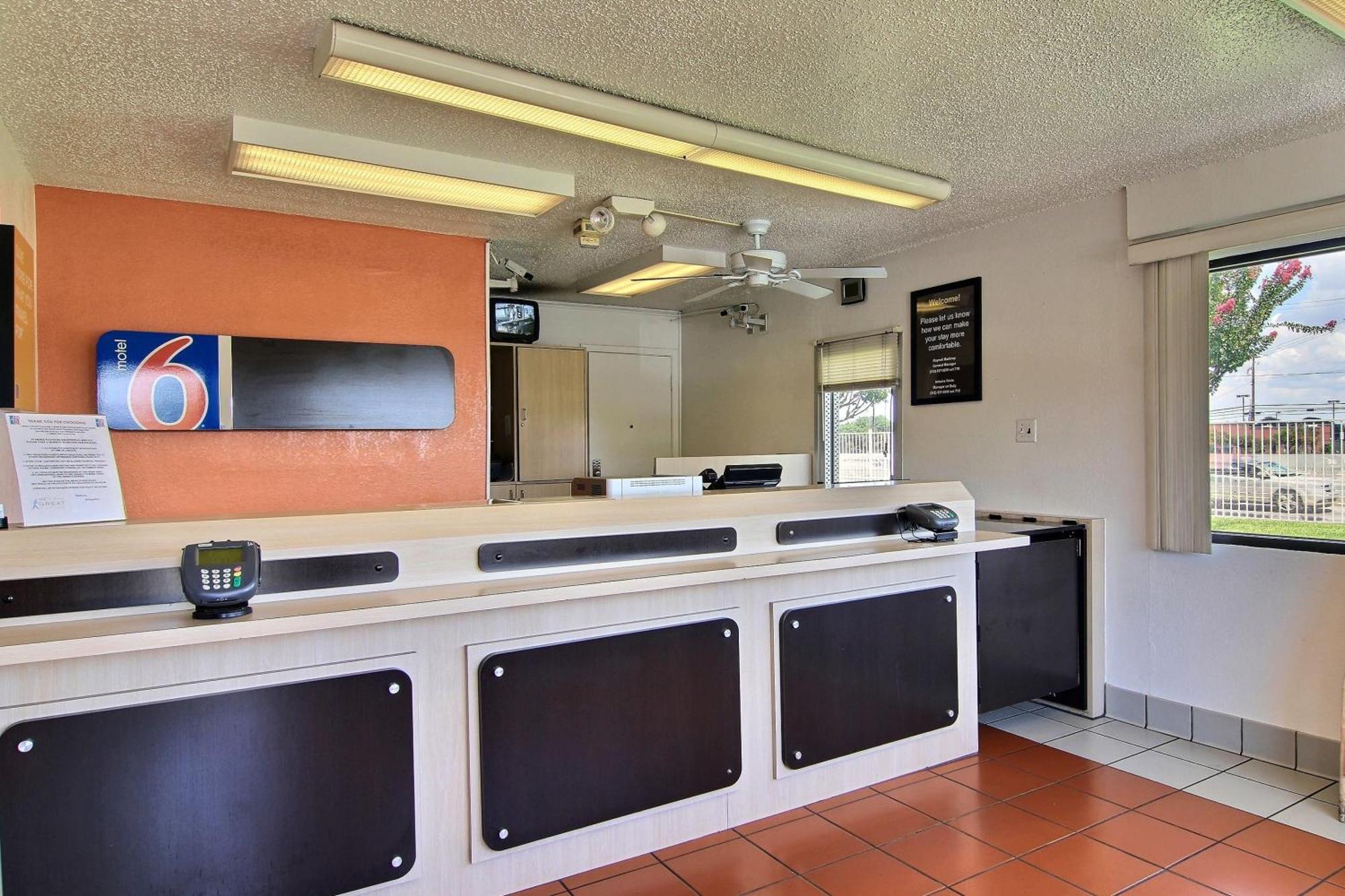 Motel 6-Austin, Tx Luaran gambar