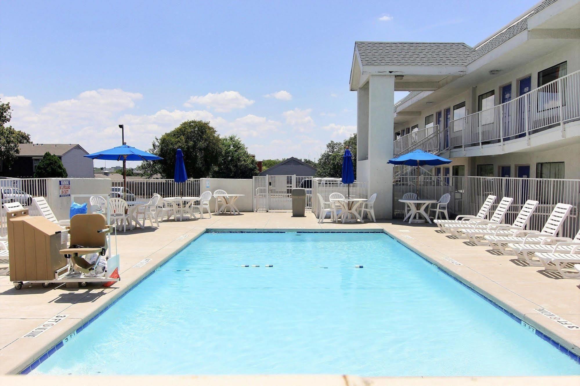 Motel 6-Austin, Tx Luaran gambar
