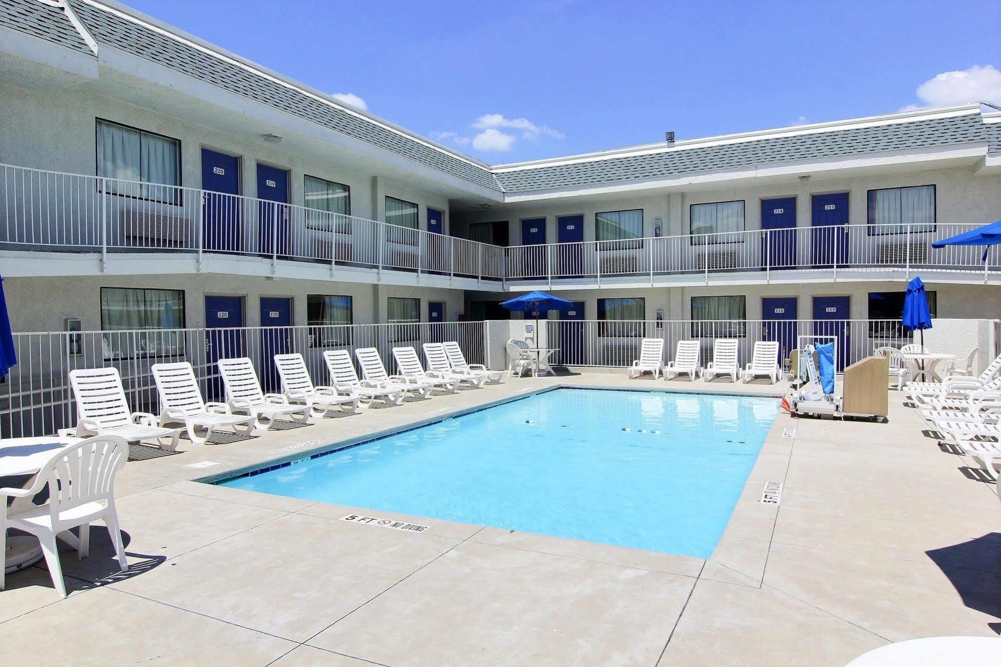 Motel 6-Austin, Tx Luaran gambar