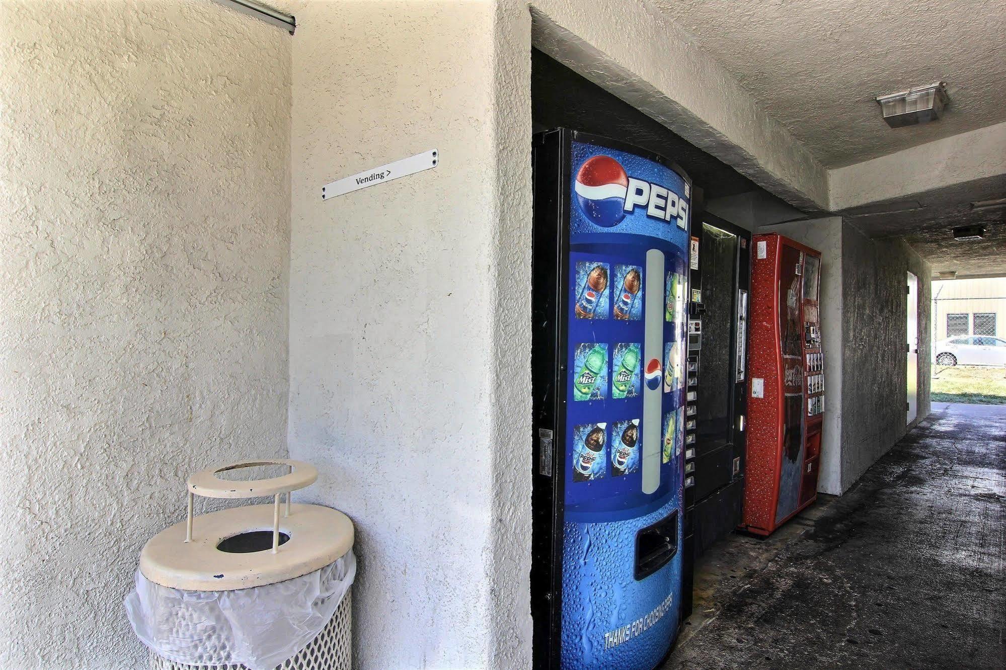 Motel 6-Austin, Tx Luaran gambar
