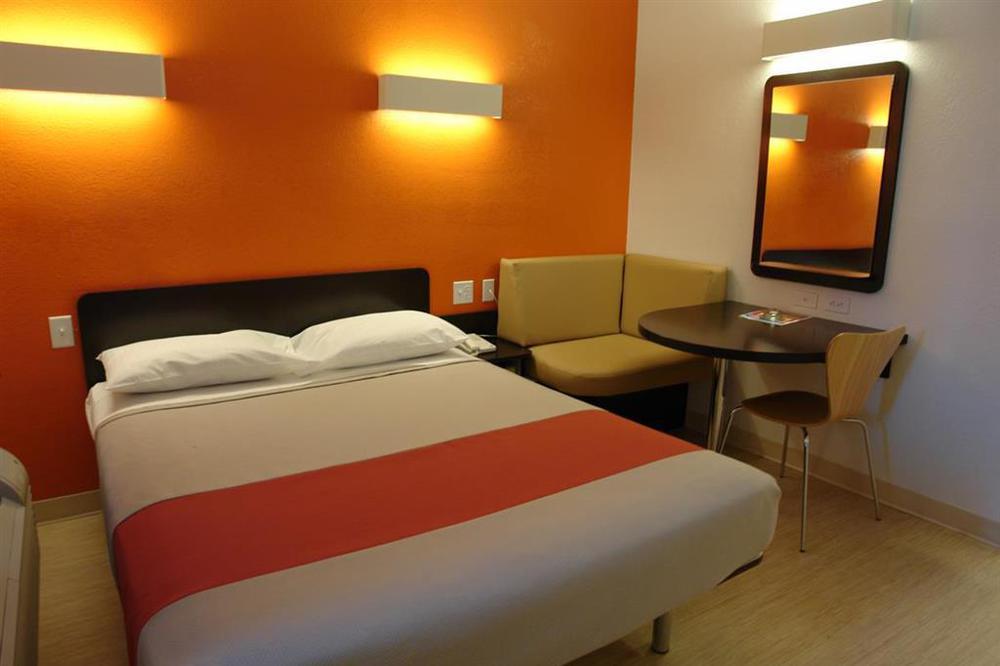 Motel 6-Austin, Tx Bilik gambar