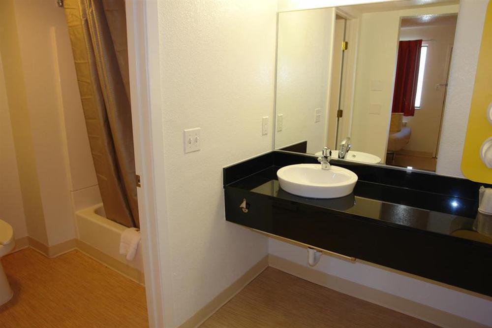 Motel 6-Austin, Tx Bilik gambar